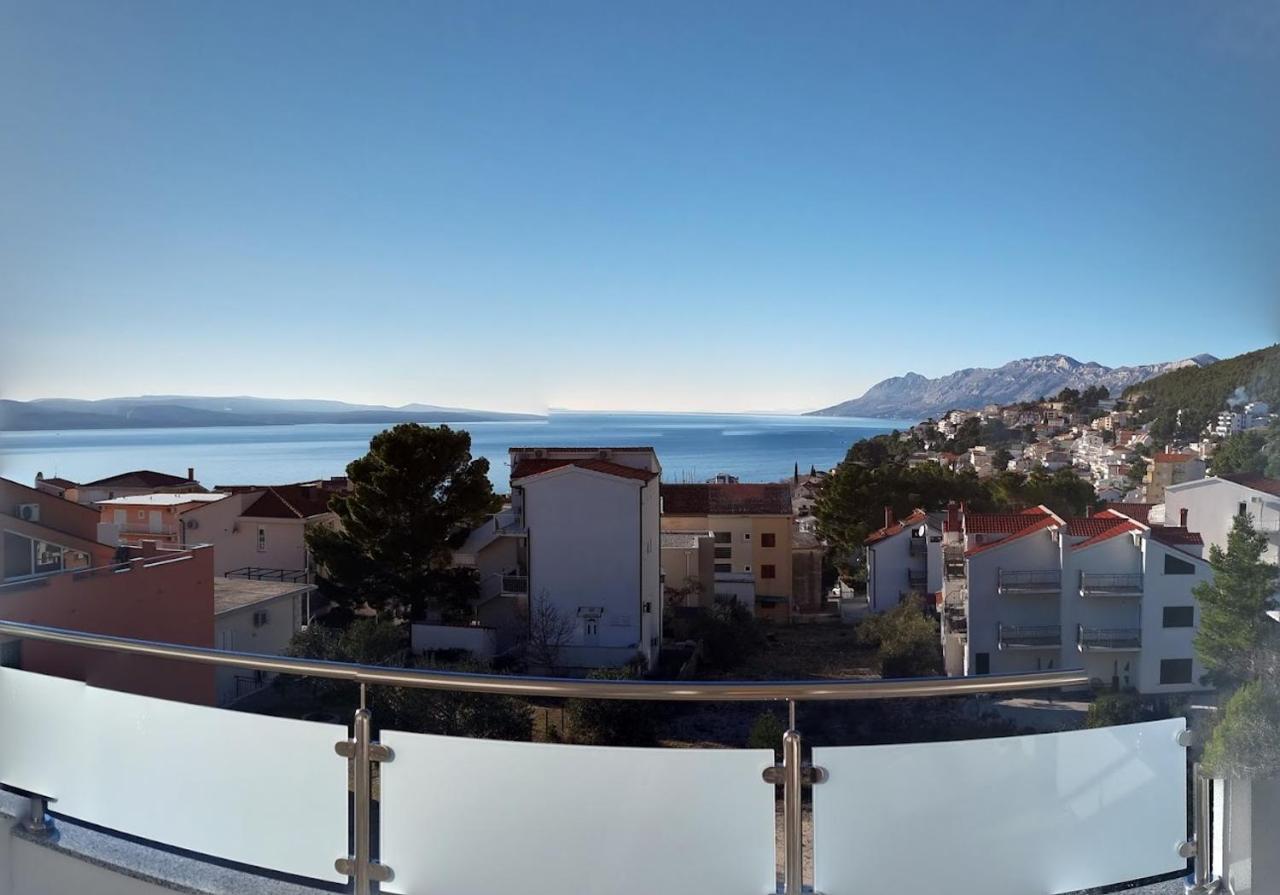 Dorijini Dvori Bed & Breakfast Baška Voda Екстериор снимка
