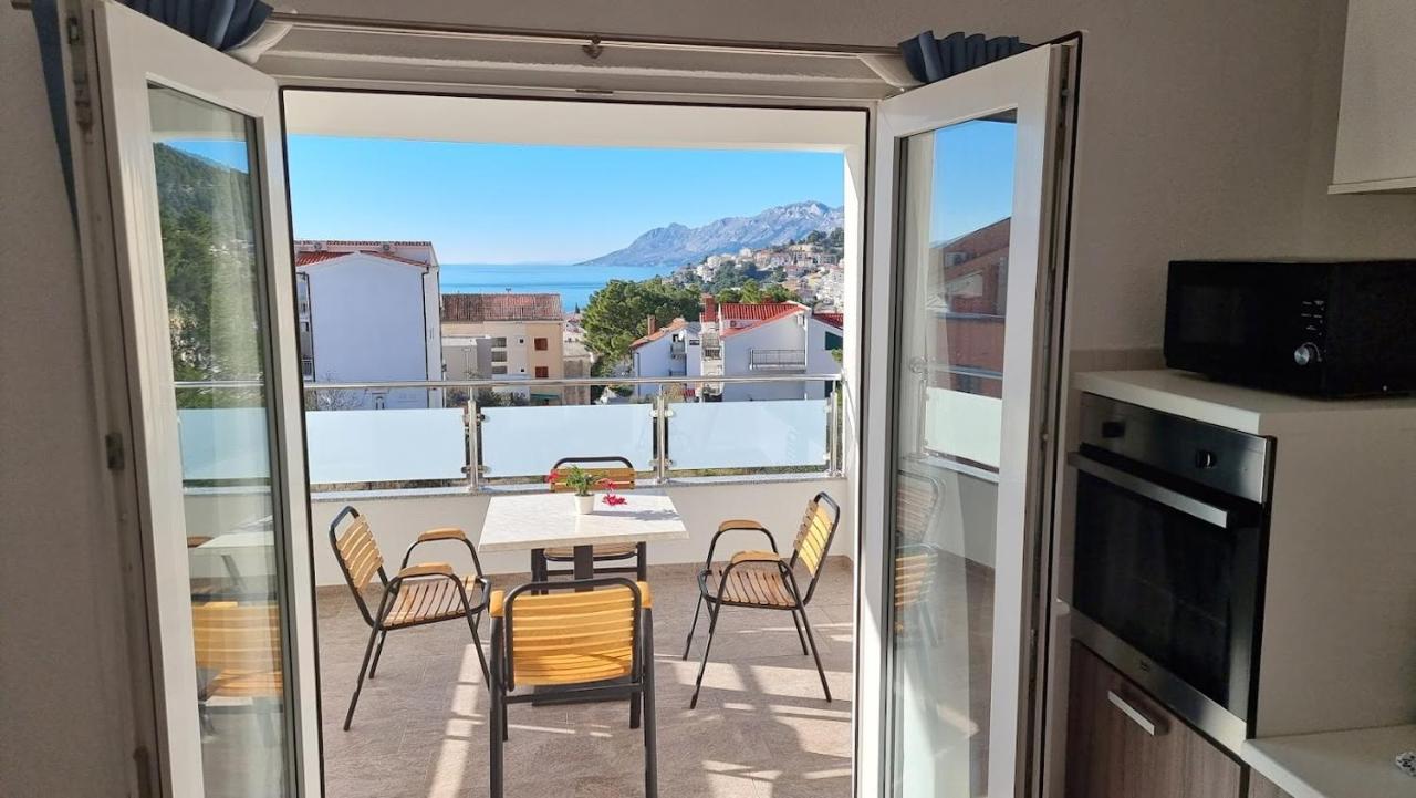 Dorijini Dvori Bed & Breakfast Baška Voda Екстериор снимка