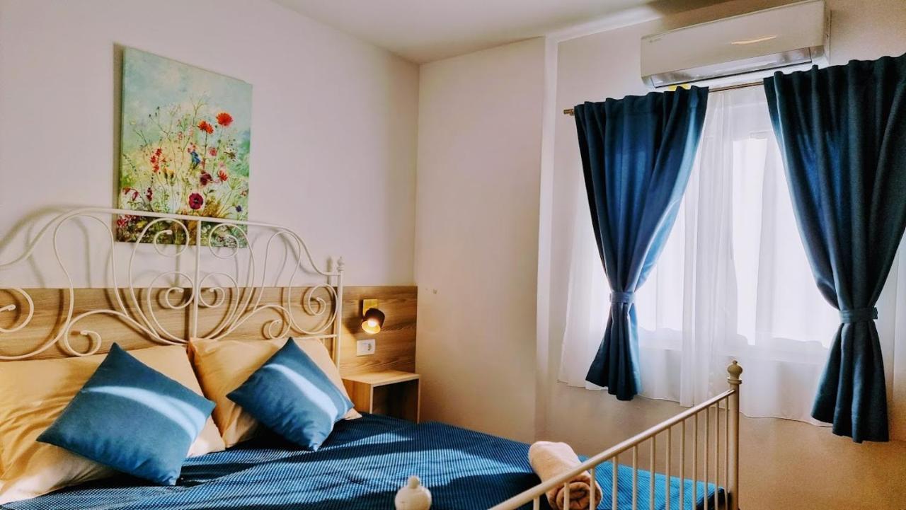 Dorijini Dvori Bed & Breakfast Baška Voda Екстериор снимка