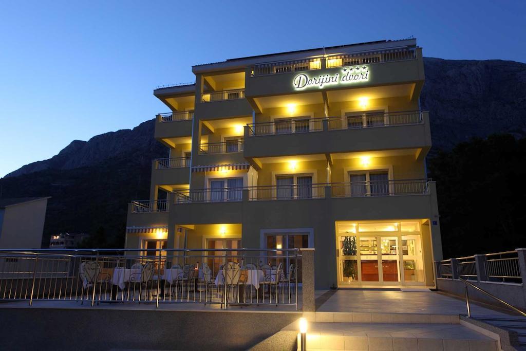 Dorijini Dvori Bed & Breakfast Baška Voda Екстериор снимка