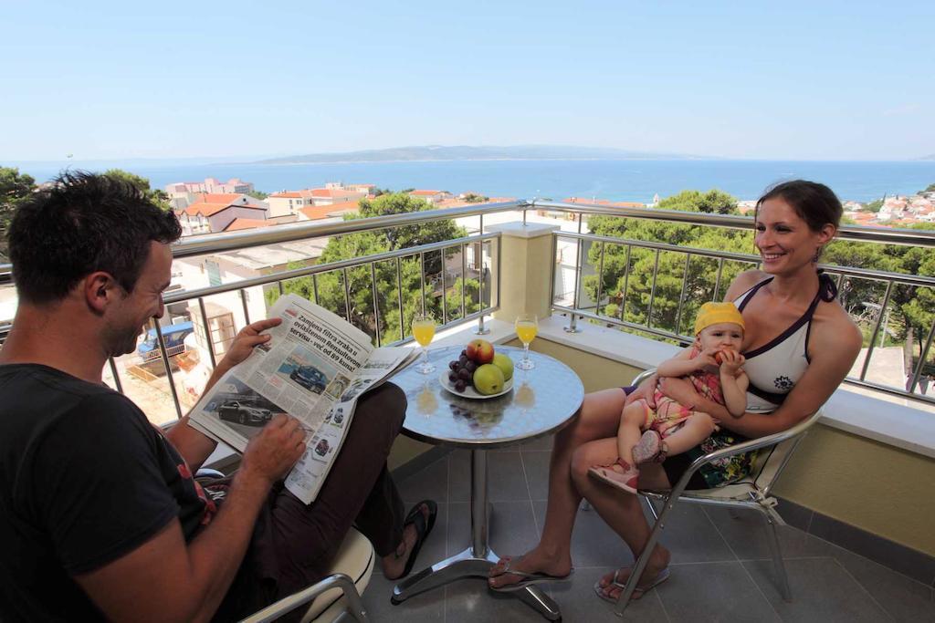 Dorijini Dvori Bed & Breakfast Baška Voda Екстериор снимка